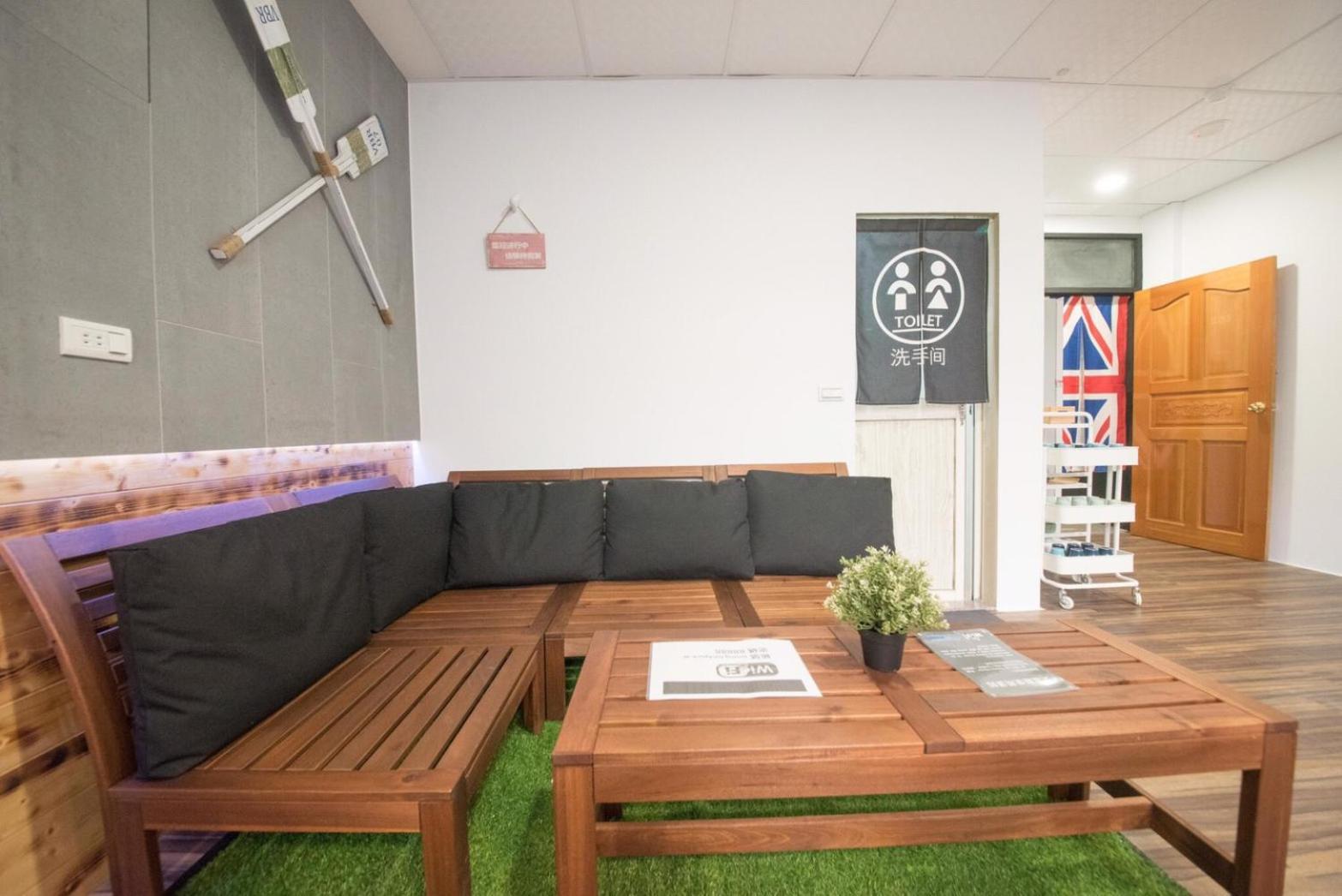 Deer Traveler Hostel Yuchi Dış mekan fotoğraf